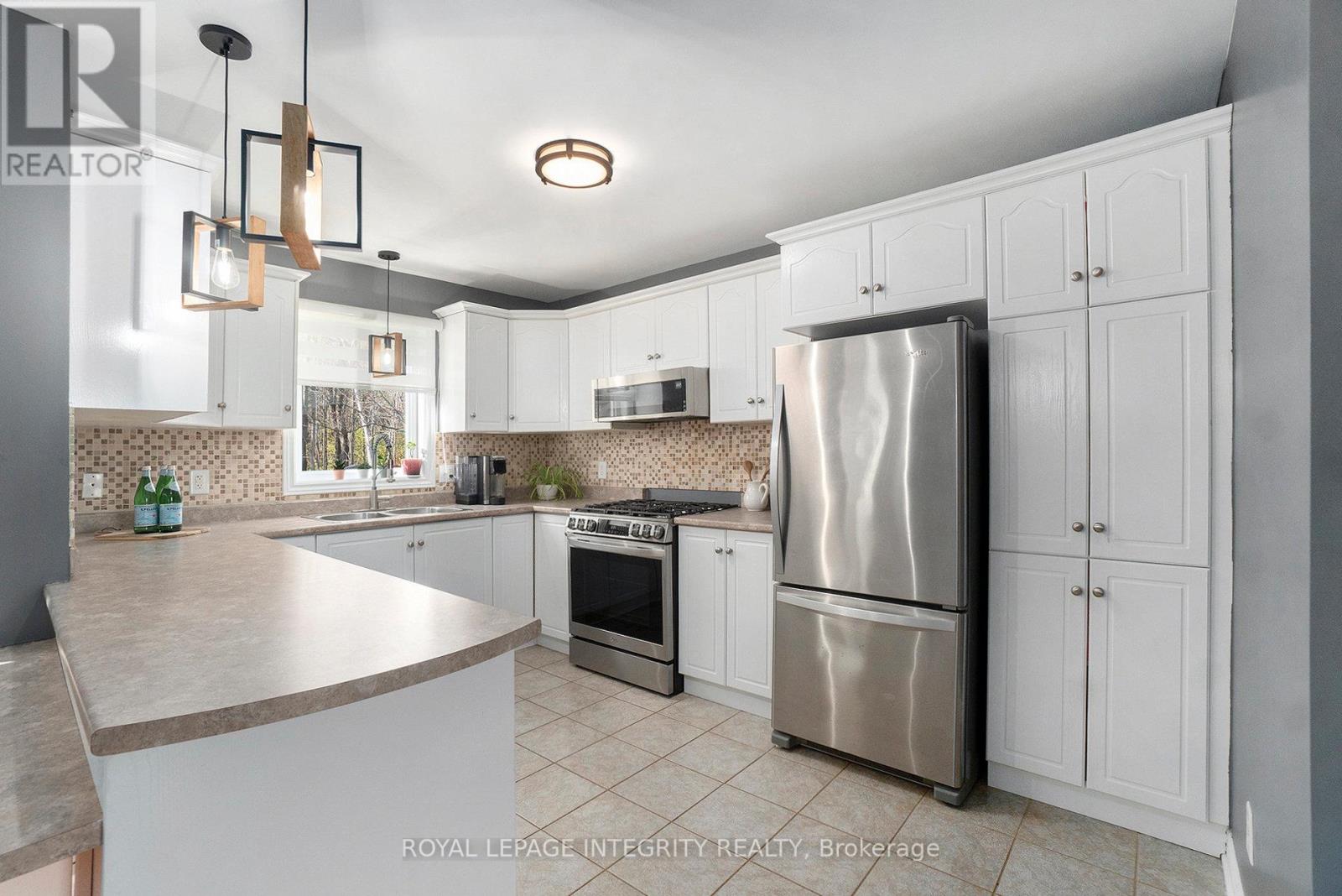 34 Giroux Street, The Nation, Ontario  K0A 2M0 - Photo 8 - X12950934