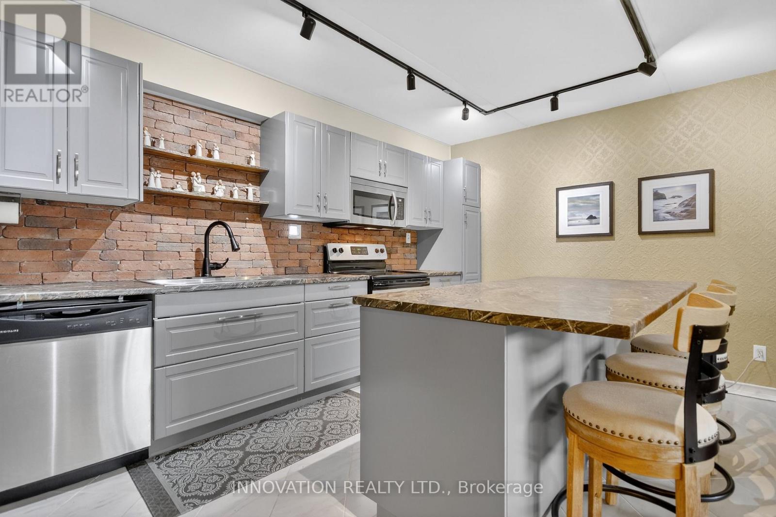 8 - 15 Findlay Avenue, Carleton Place, Ontario  K7C 4A2 - Photo 7 - X12950938