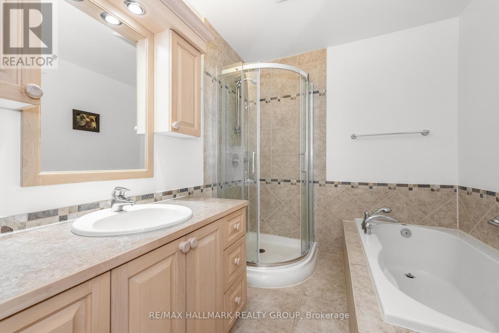 6380 St Louis Drive, Ottawa, Ontario  K1C 2Y1 - Photo 24 - X12951010