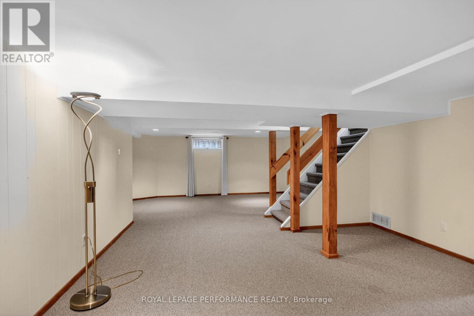 15 Hallowell Court, Ottawa, Ontario  K2H 8N4 - Photo 35 - X12951026