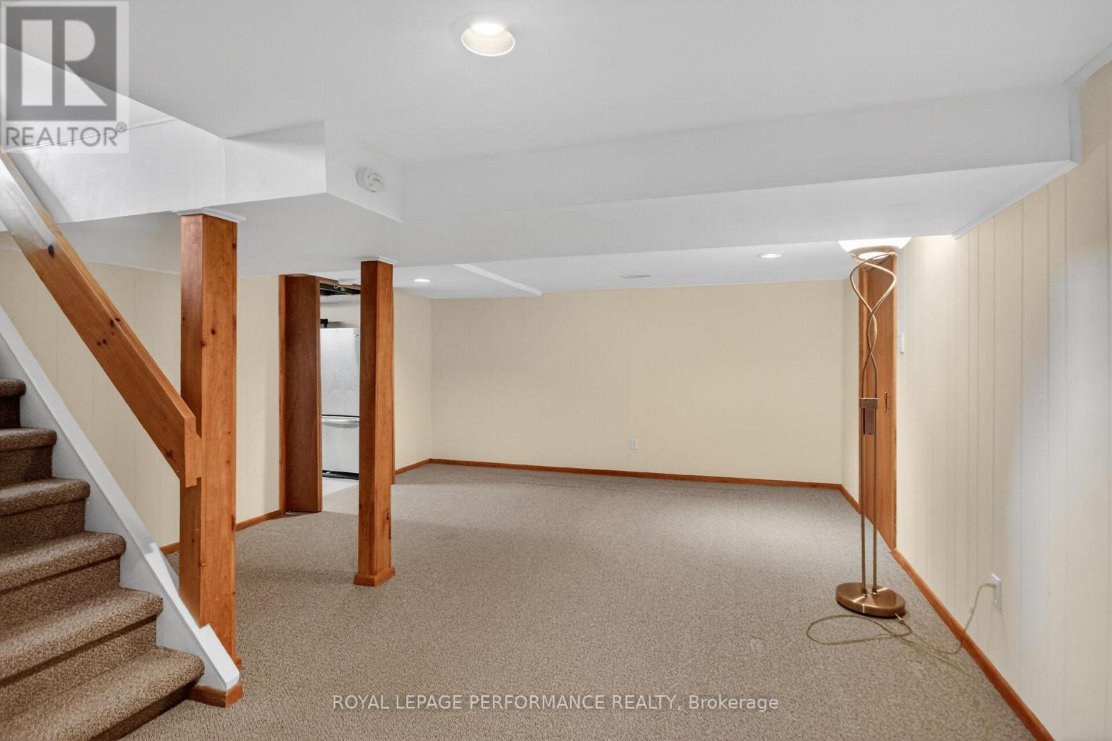 15 Hallowell Court, Ottawa, Ontario  K2H 8N4 - Photo 36 - X12951026