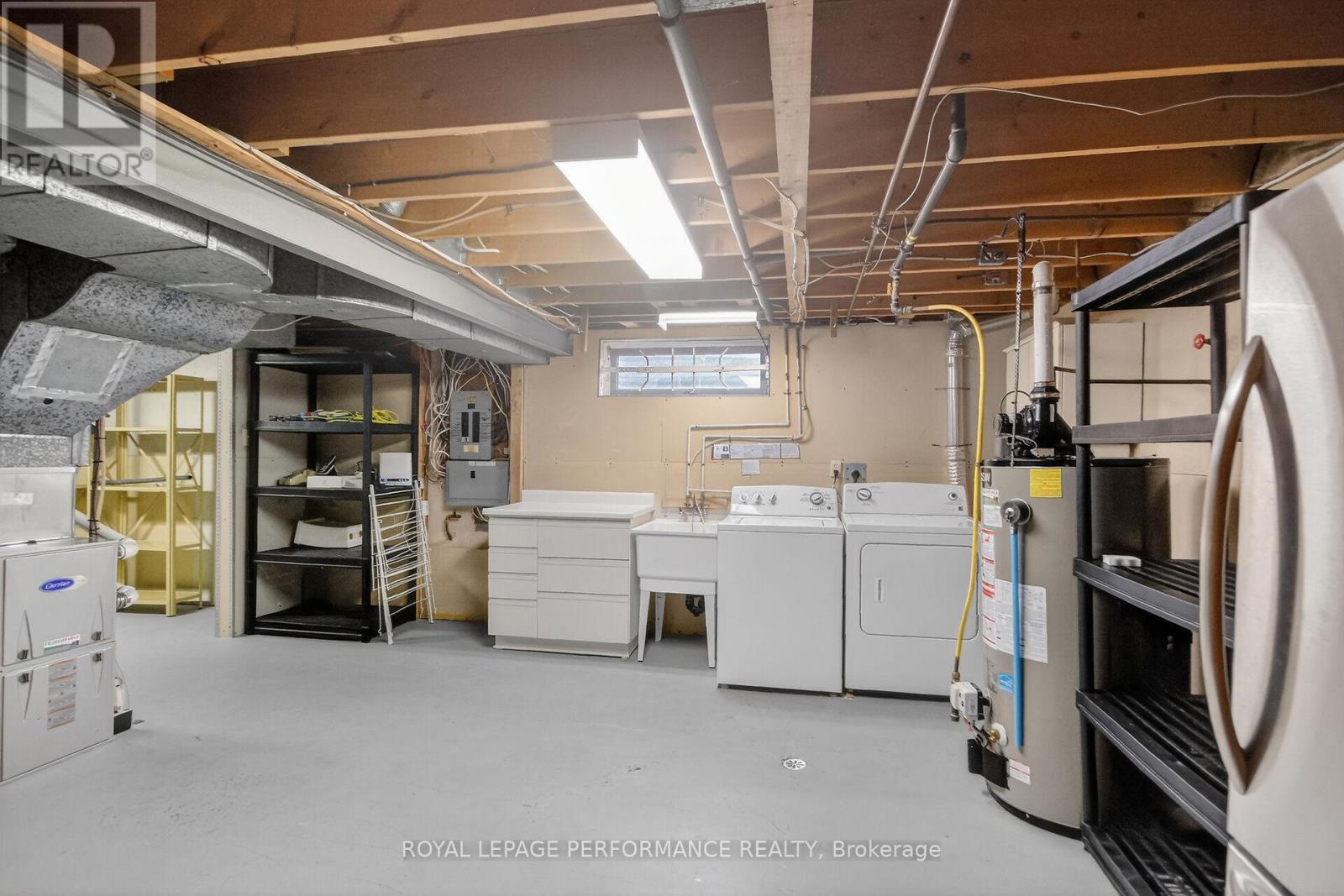 15 Hallowell Court, Ottawa, Ontario  K2H 8N4 - Photo 37 - X12951026