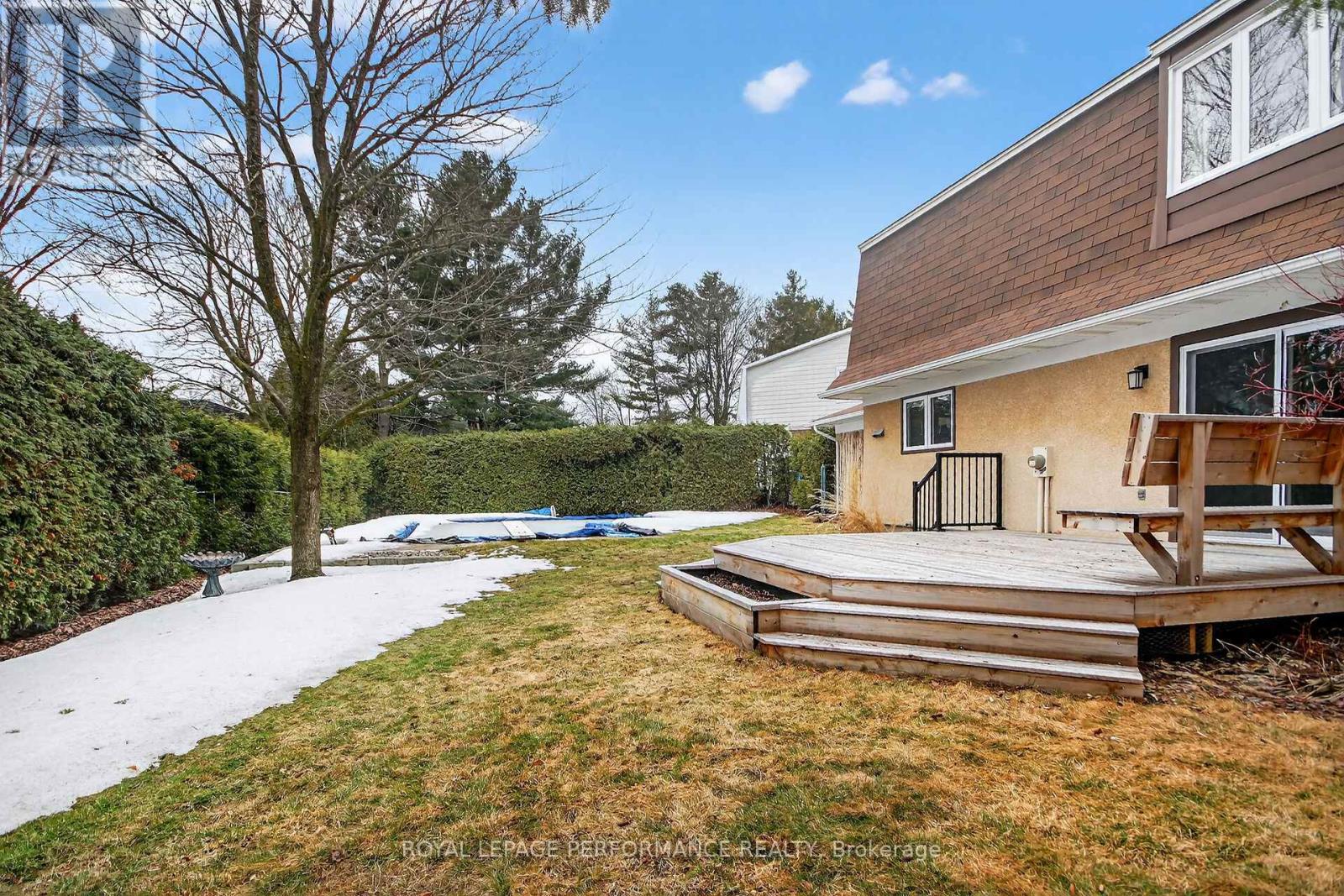 15 Hallowell Court, Ottawa, Ontario  K2H 8N4 - Photo 40 - X12951026