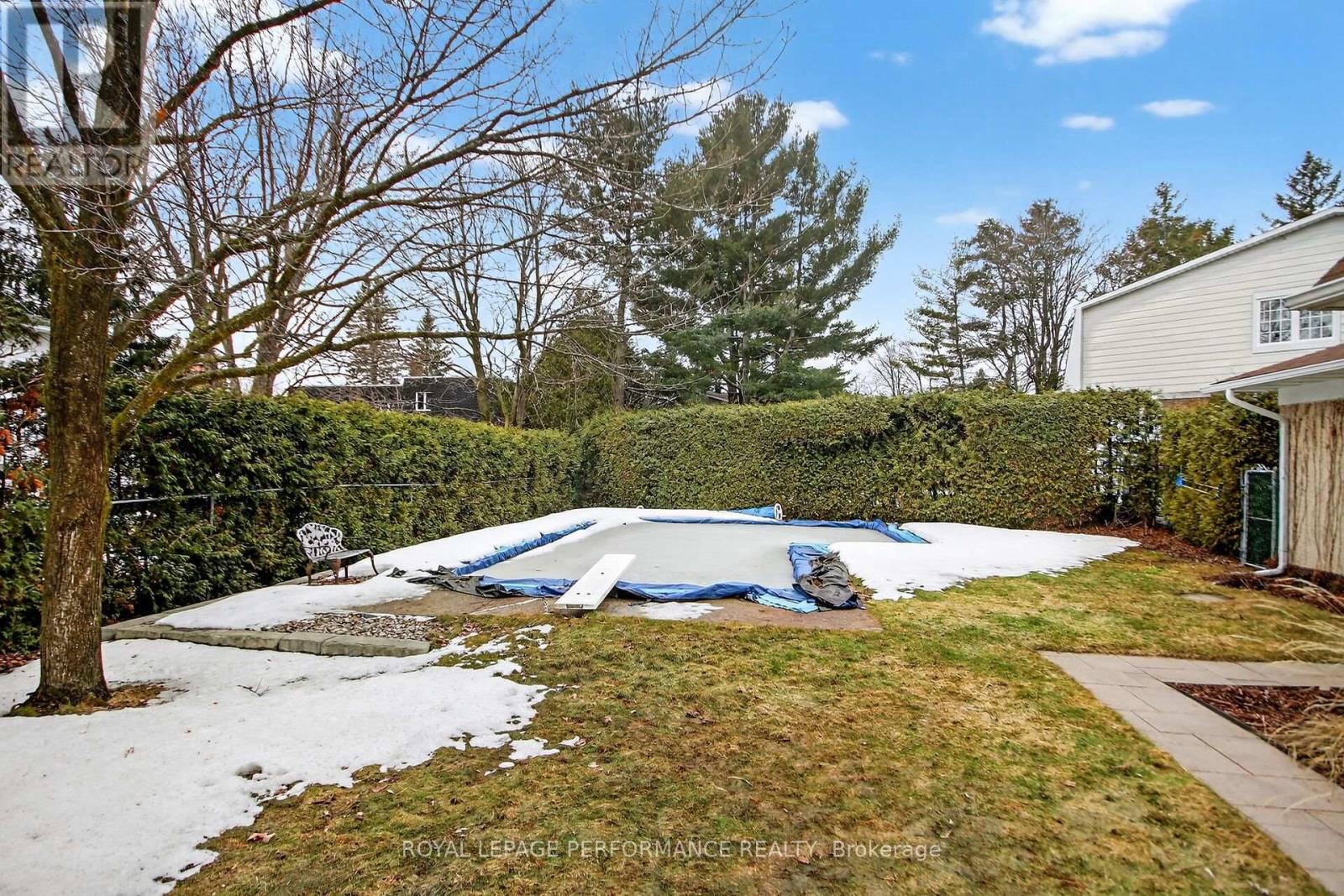 15 Hallowell Court, Ottawa, Ontario  K2H 8N4 - Photo 43 - X12951026