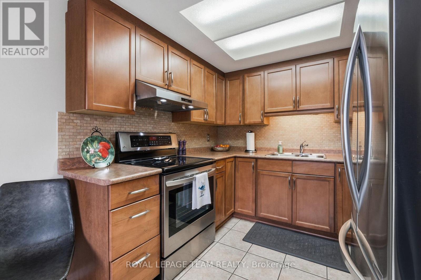 40 - 140 Rushford Private, Ottawa, Ontario  K1T 3E2 - Photo 15 - X12951110