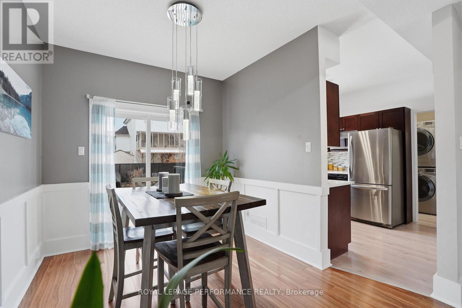 420 Crystal Court, Clarence-Rockland, Ontario  K4K 0A1 - Photo 4 - X12951154