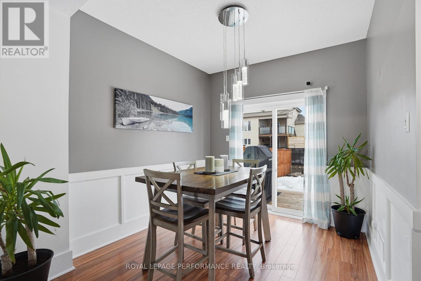 420 Crystal Court, Clarence-Rockland, Ontario  K4K 0A1 - Photo 5 - X12951154