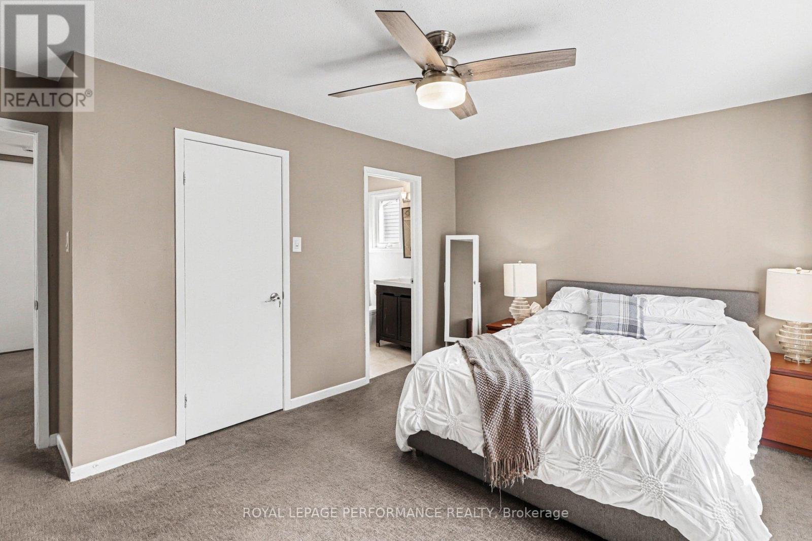 6722 Tooney Drive, Ottawa, Ontario  K1C 6R4 - Photo 21 - X12951248