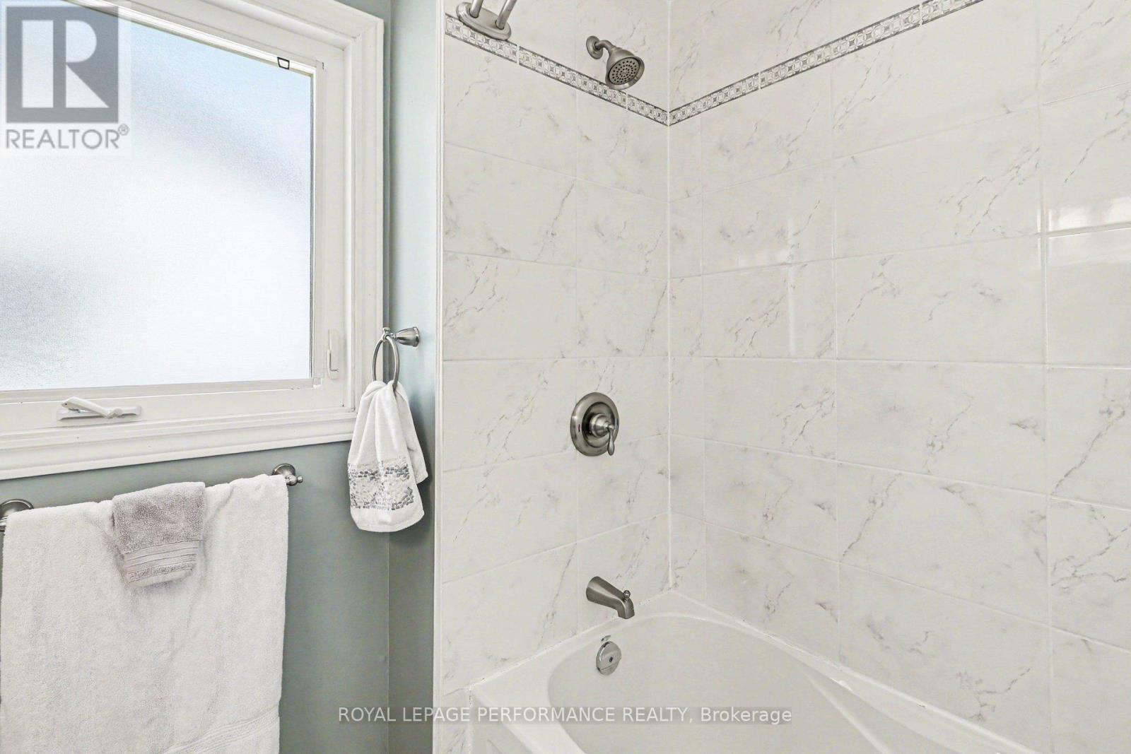 6722 Tooney Drive, Ottawa, Ontario  K1C 6R4 - Photo 27 - X12951248