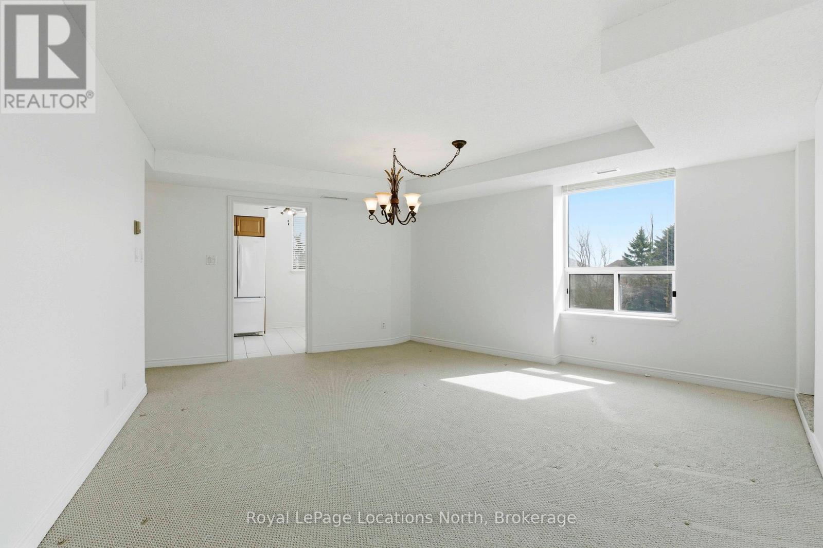 213 - 4 Briar Hill Heights, New Tecumseth, Ontario  L9R 1Z7 - Photo 10 - N12941546