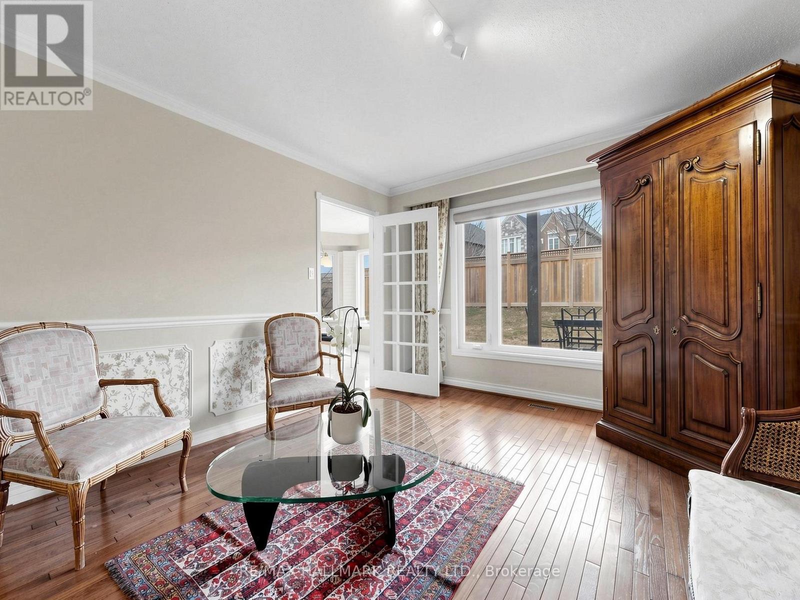 70 Timberline Trail, Aurora, Ontario  L4G 6A3 - Photo 7 - N12947860