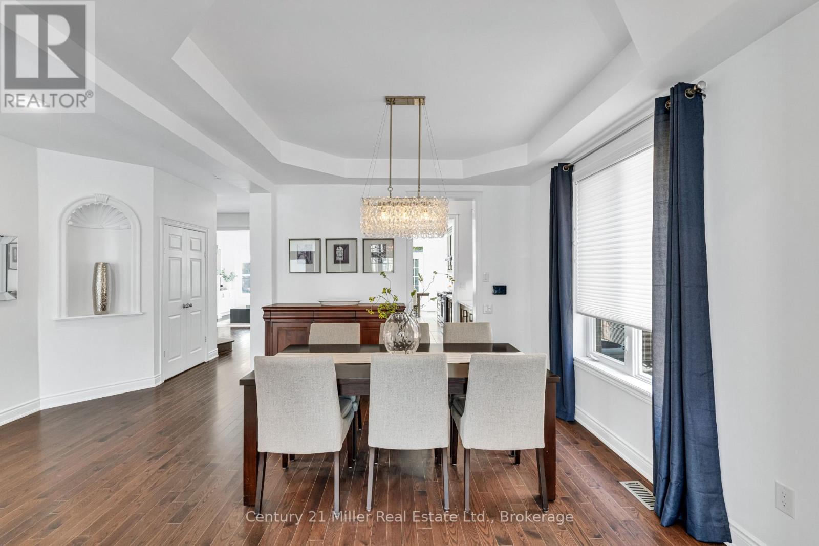 202 Innville Crescent, Oakville, Ontario  L6L 0B8 - Photo 11 - W12950958