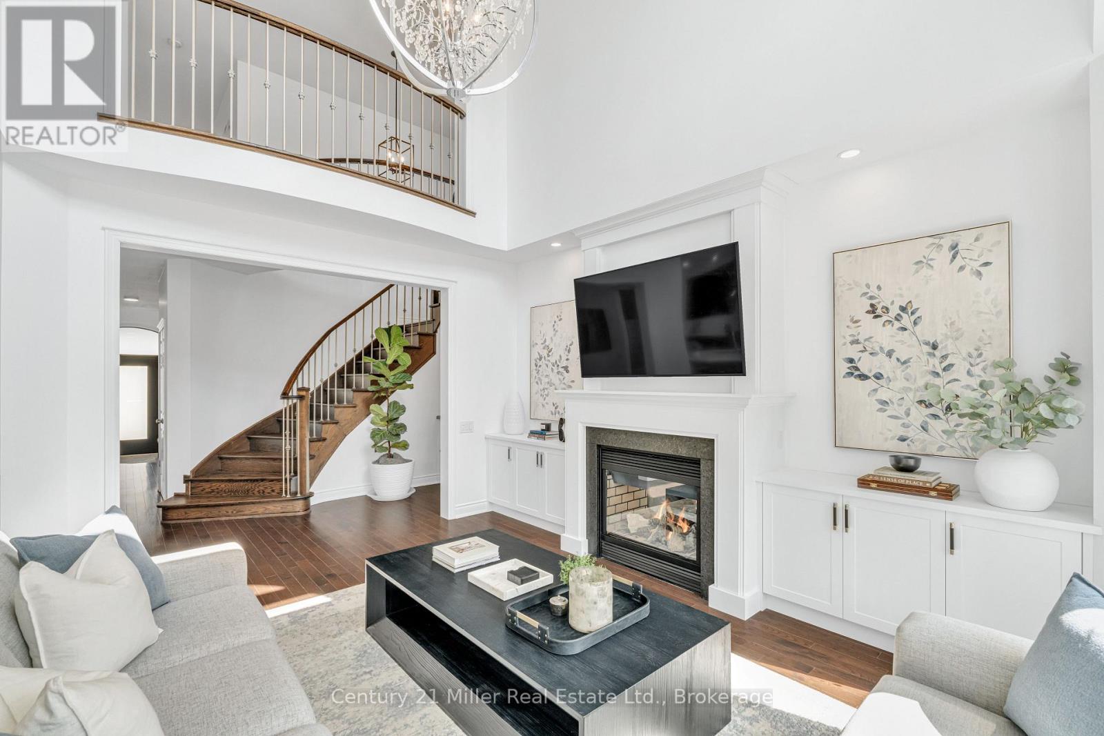 202 Innville Crescent, Oakville, Ontario  L6L 0B8 - Photo 15 - W12950958