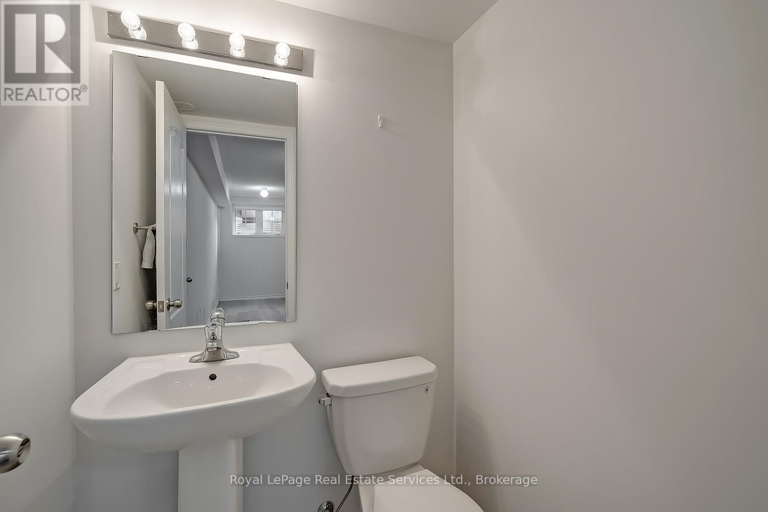 33 - 2480 Post Road, Oakville, Ontario  L6H 0K1 - Photo 11 - W12951202