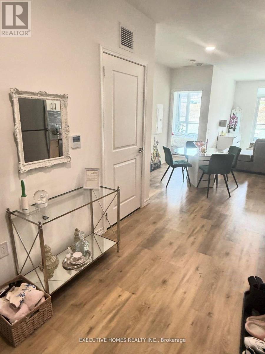 209 - 181 Elmira Road, Guelph, Ontario  N1K 0E4 - Photo 3 - X12950762