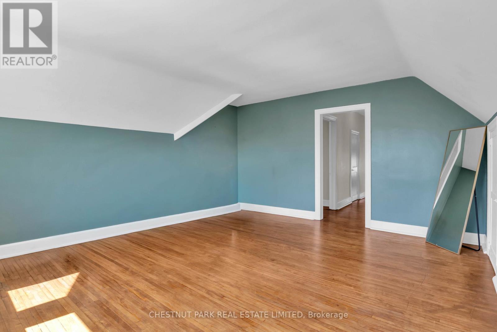 54 Bruce Street, Cambridge, Ontario  N1R 2E3 - Photo 40 - X12950786