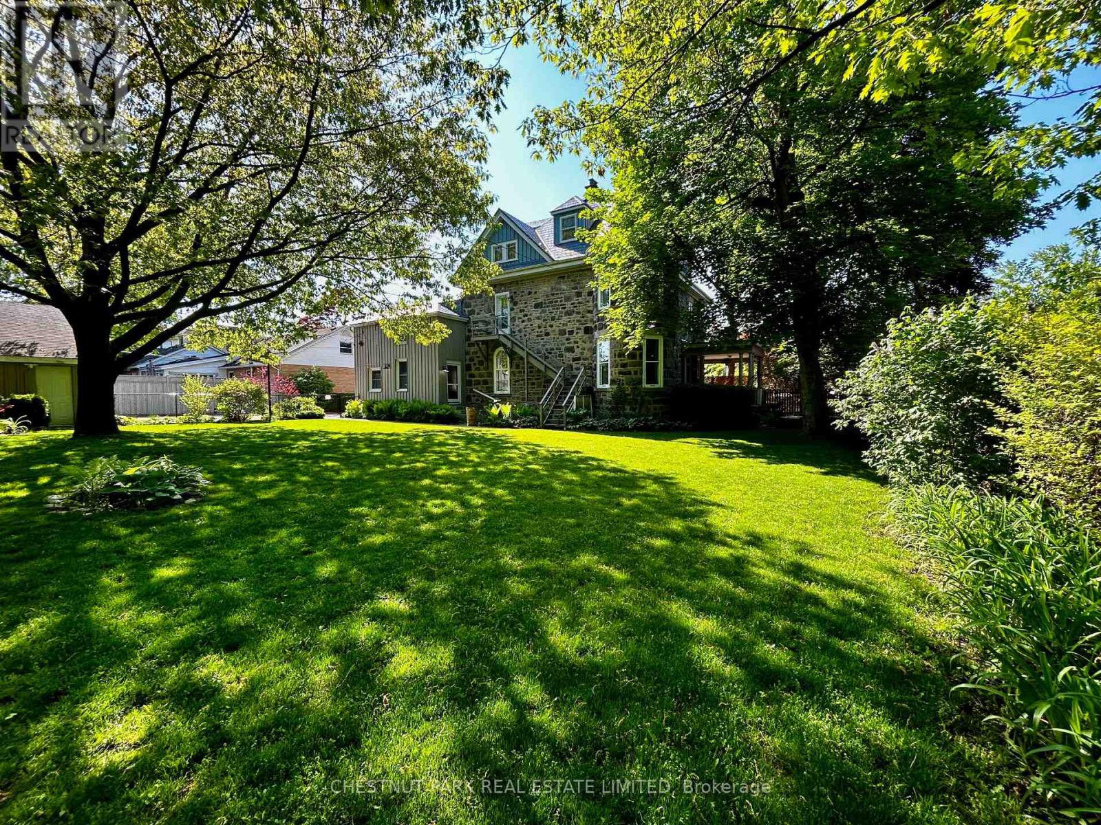 54 Bruce Street, Cambridge, Ontario  N1R 2E3 - Photo 42 - X12950786