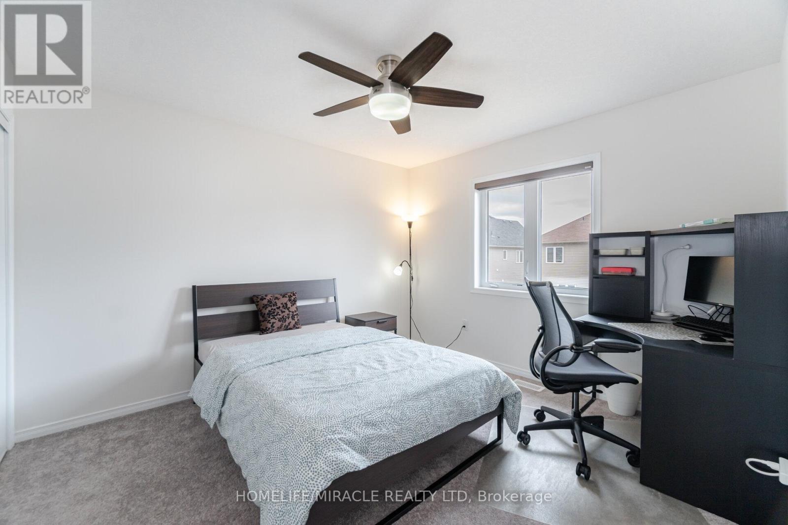 117 Longboat Run W, Brantford, Ontario  N3T 0R8 - Photo 23 - X12950820