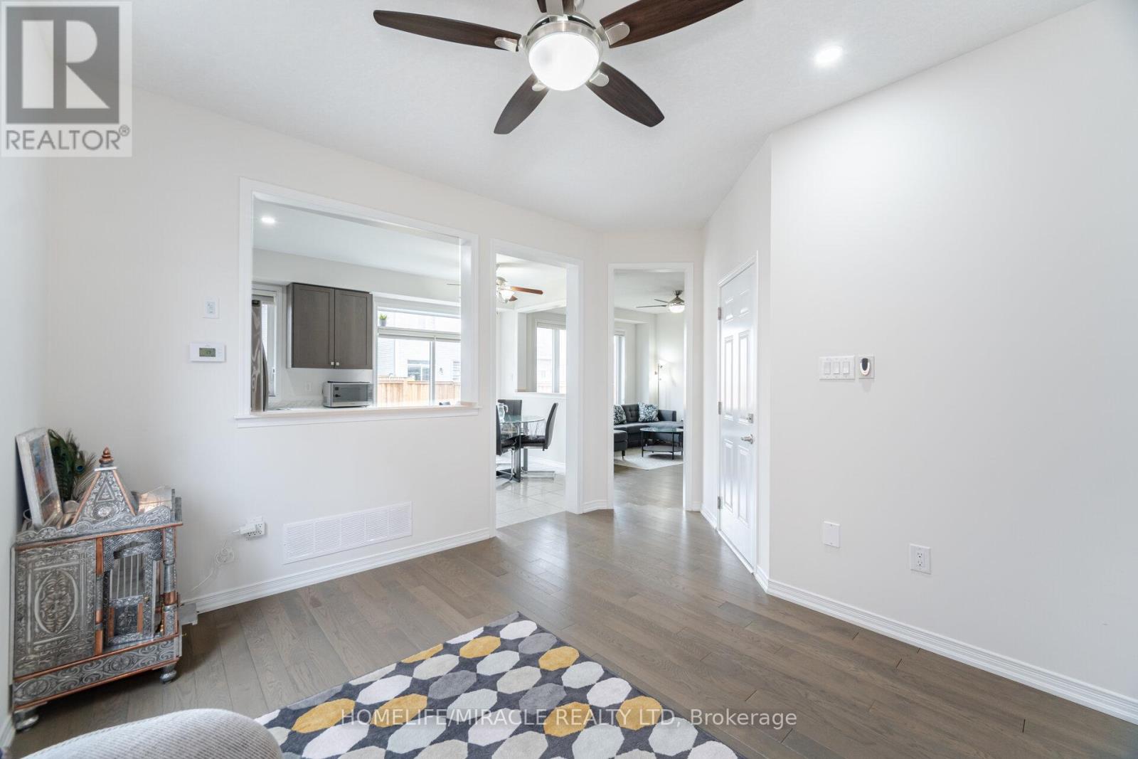 117 Longboat Run W, Brantford, Ontario  N3T 0R8 - Photo 7 - X12950820