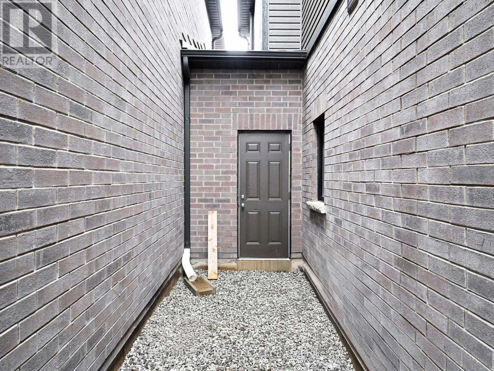 41 Bentgrass Drive, Welland, Ontario  L3B 0H4 - Photo 44 - X12950828