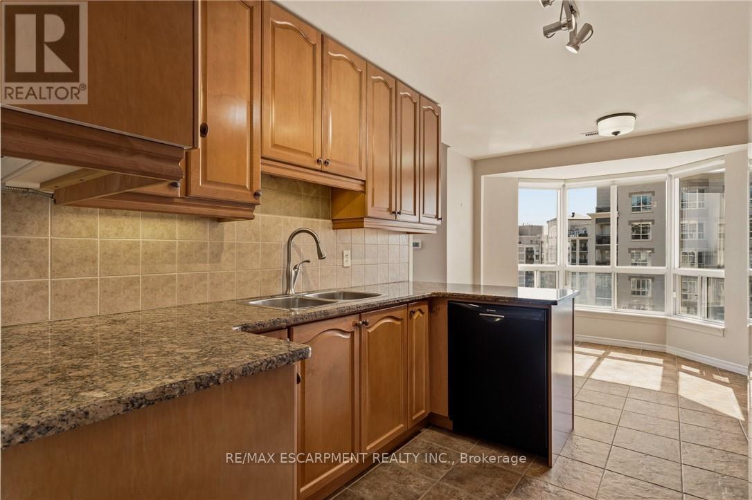 703 - 4000 Creekside Drive, Hamilton, Ontario  L9H 7S9 - Photo 7 - X12950836