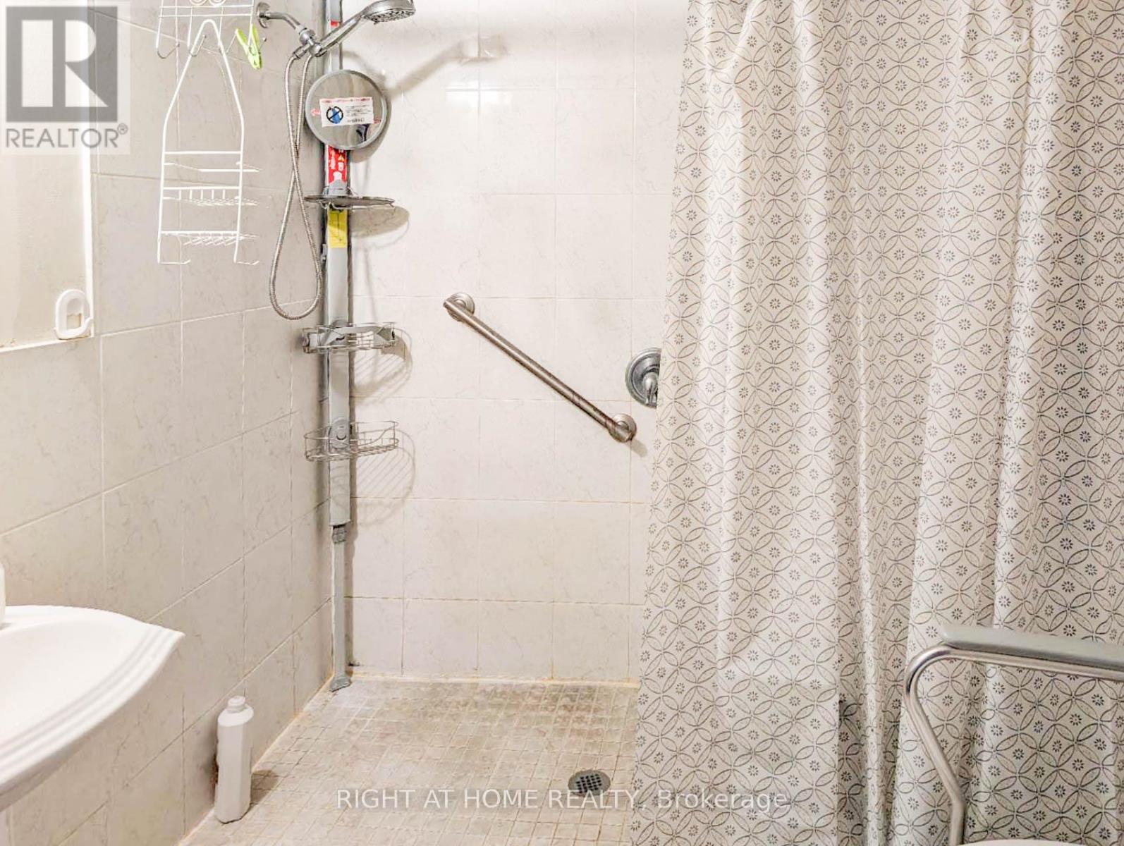 64 Springfield Boulevard, Hamilton, Ontario  L9K 1H8 - Photo 17 - X12950838