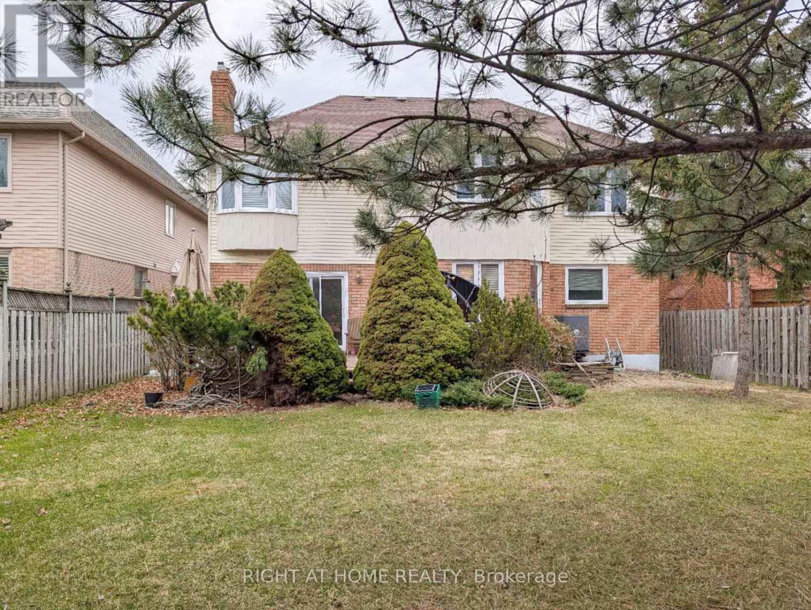 64 Springfield Boulevard, Hamilton, Ontario  L9K 1H8 - Photo 22 - X12950838