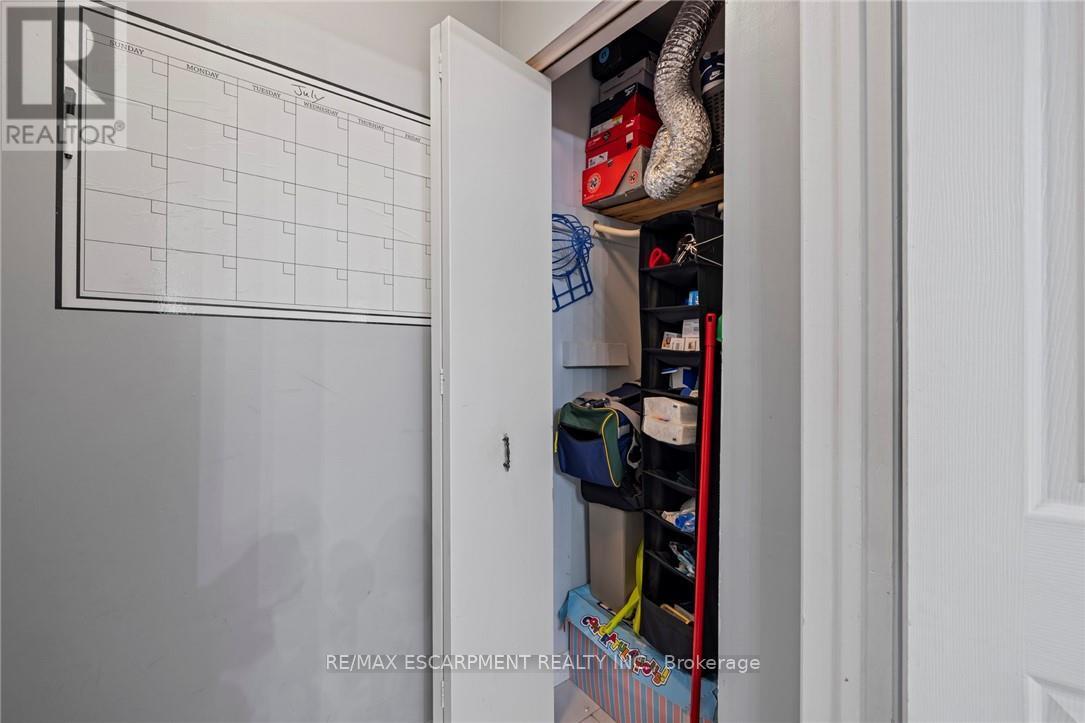 8 Gerrick Court, Hamilton, Ontario  L9C 6H2 - Photo 20 - X12950846