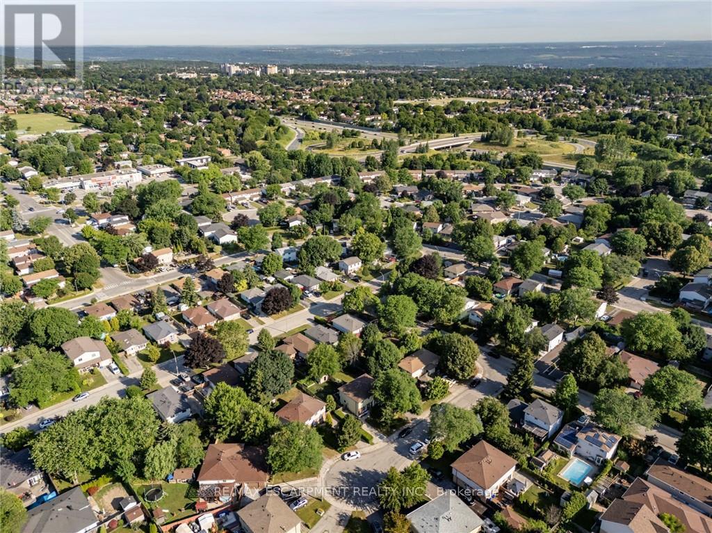 8 Gerrick Court, Hamilton, Ontario  L9C 6H2 - Photo 40 - X12950846