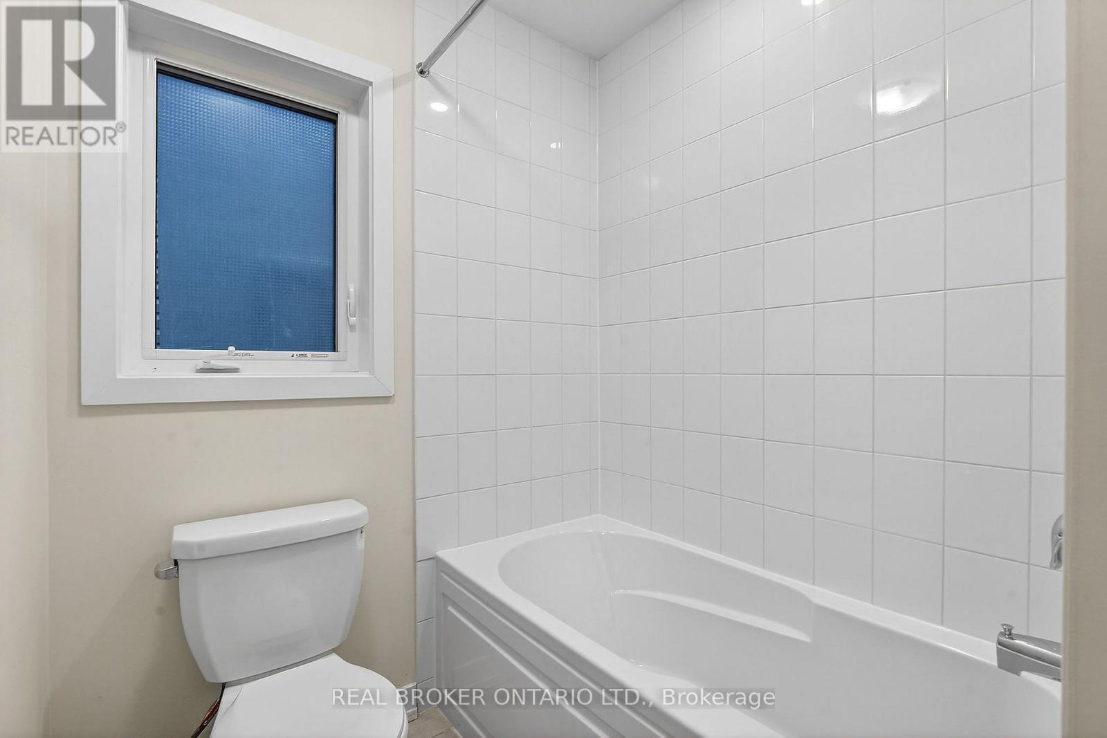 42 Sunflower Crescent, Thorold, Ontario  L3B 0L3 - Photo 27 - X12950860