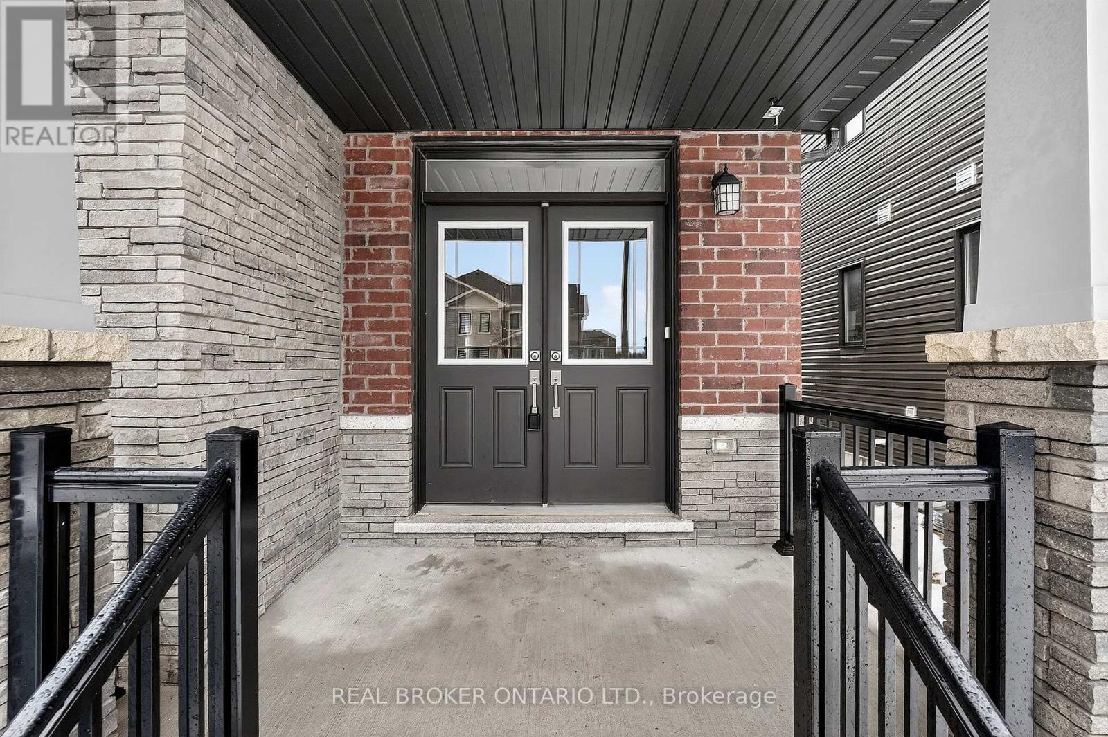 42 Sunflower Crescent, Thorold, Ontario  L3B 0L3 - Photo 3 - X12950860