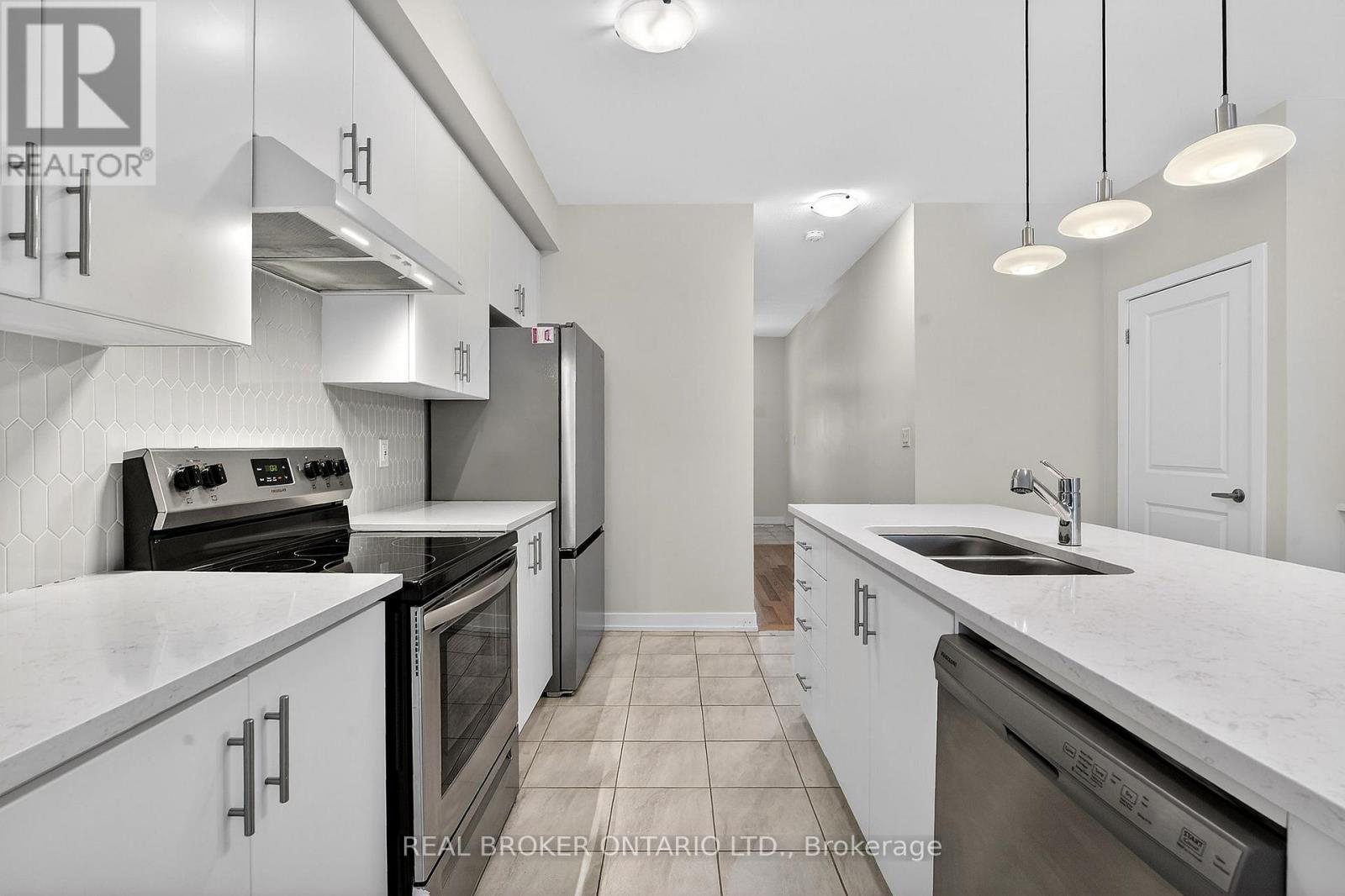 42 Sunflower Crescent, Thorold, Ontario  L3B 0L3 - Photo 7 - X12950860