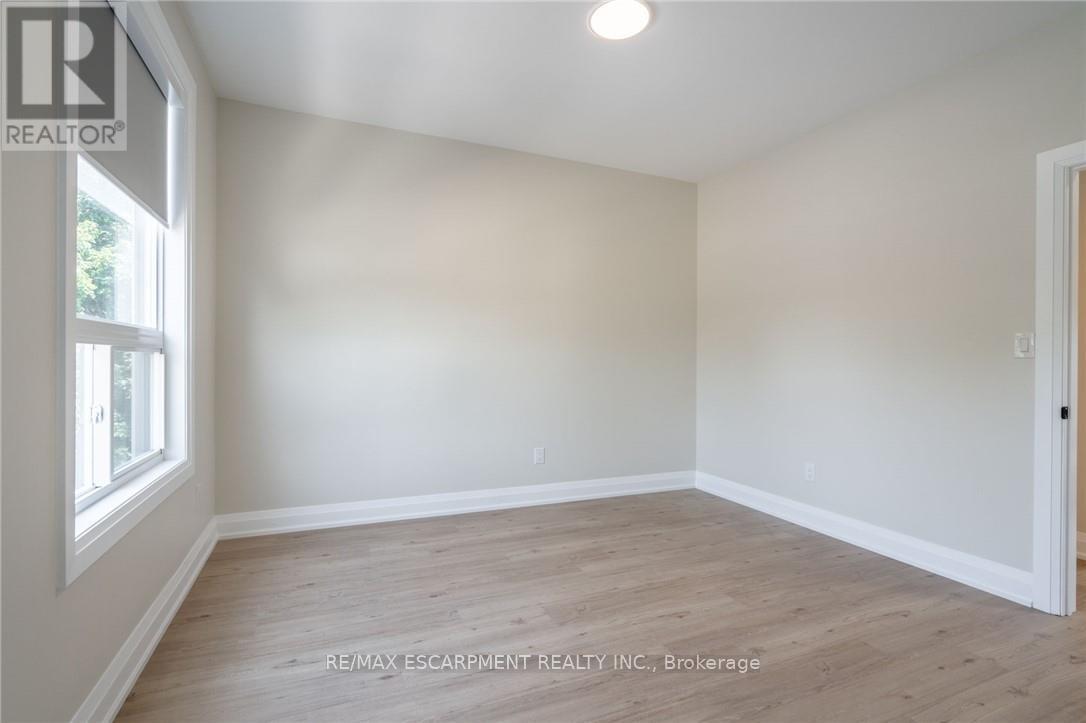 A - 9 Munn Street, Hamilton, Ontario  L8V 1J8 - Photo 8 - X12950902