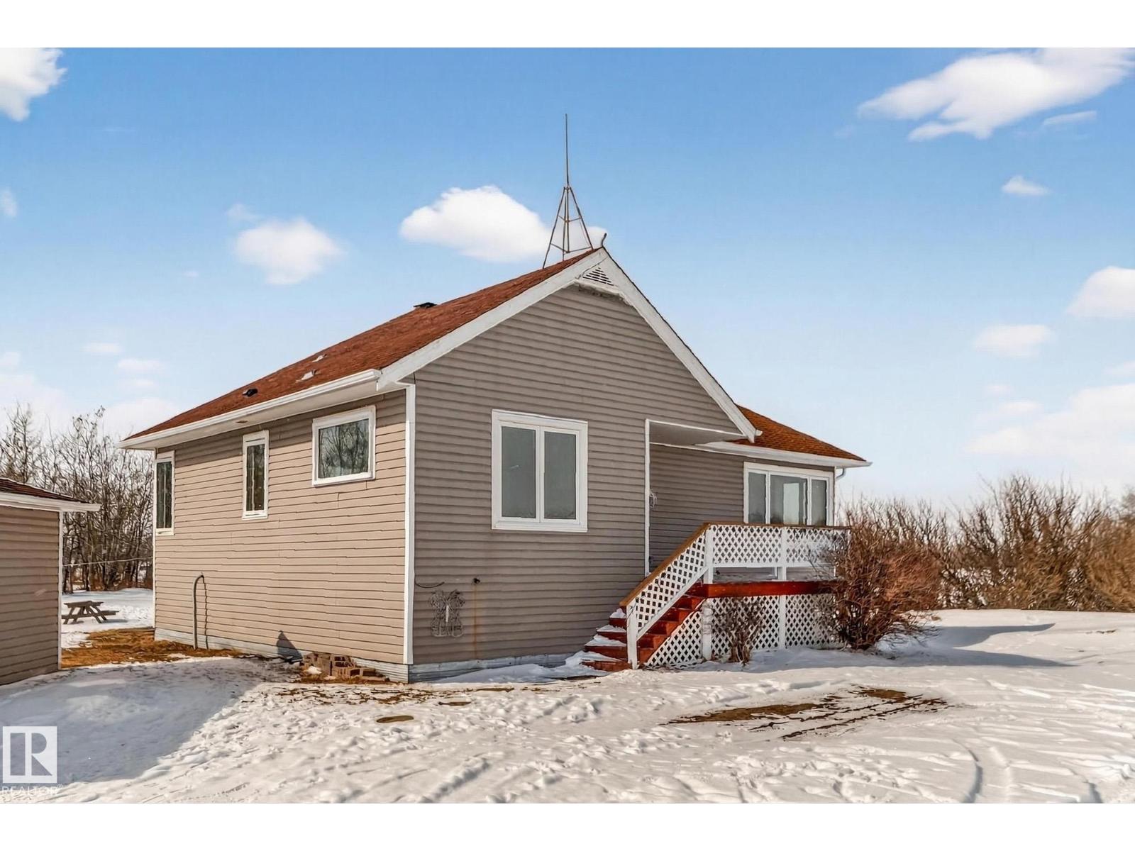 160068 TWP 531, Rural Lamont County, Alberta