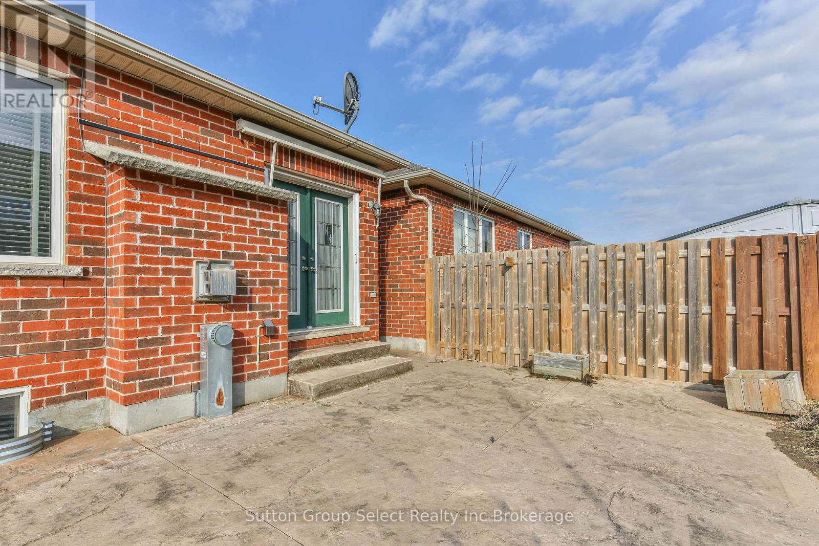 504 Baldwin Crescent, Woodstock, Ontario  N4T 0G6 - Photo 34 - X12951262