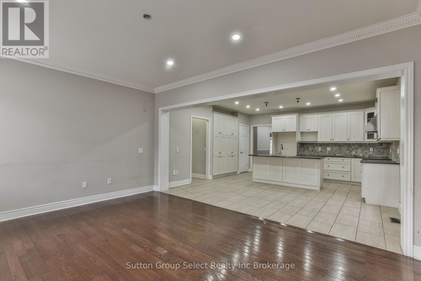 504 Baldwin Crescent, Woodstock, Ontario  N4T 0G6 - Photo 4 - X12951262