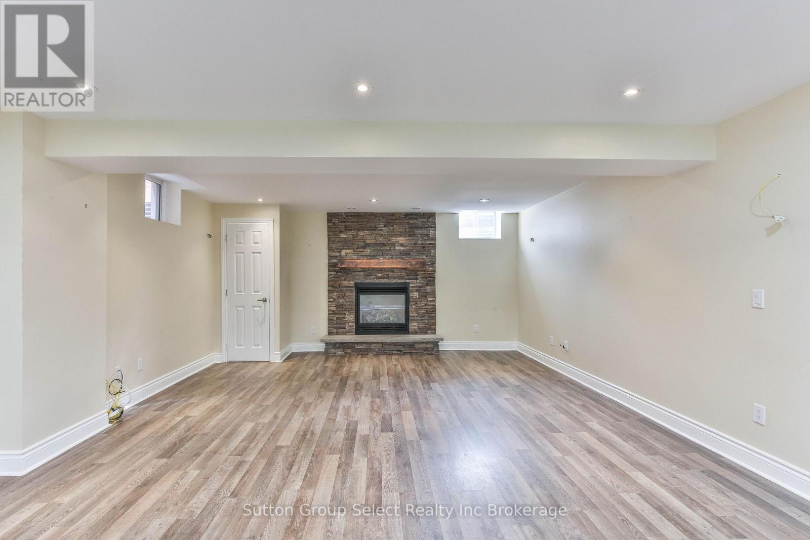 504 Baldwin Crescent, Woodstock, Ontario  N4T 0G6 - Photo 5 - X12951262