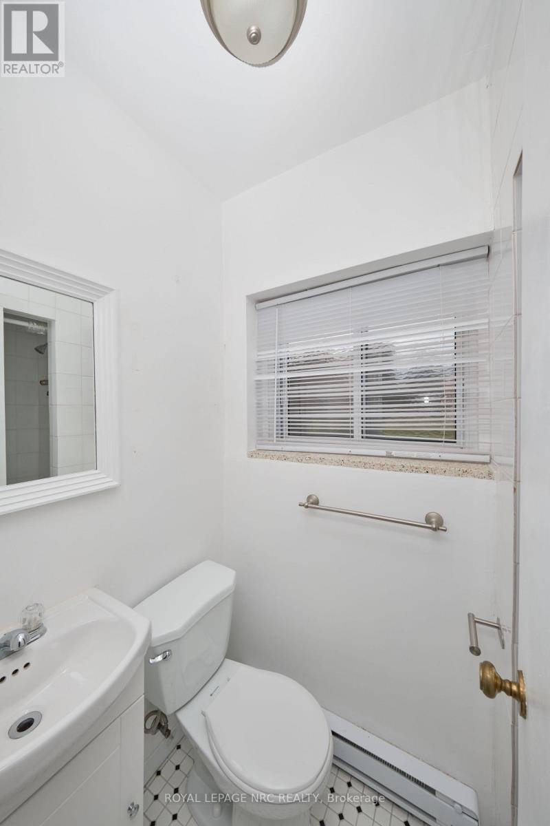 104 - 253 Fitch Street, Welland, Ontario  L3C 4W3 - Photo 4 - X12951044