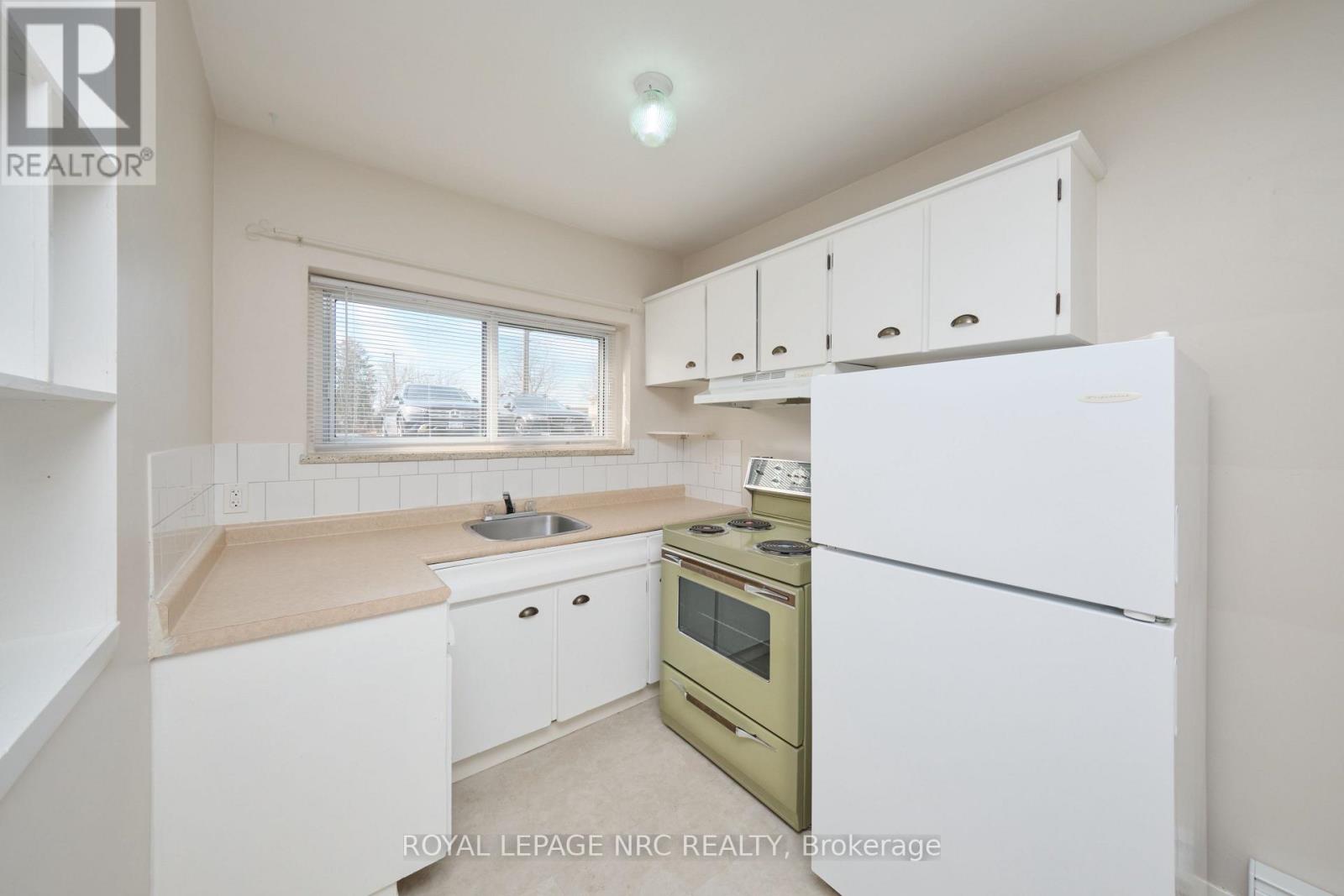 104 - 253 Fitch Street, Welland, Ontario  L3C 4W3 - Photo 7 - X12951044