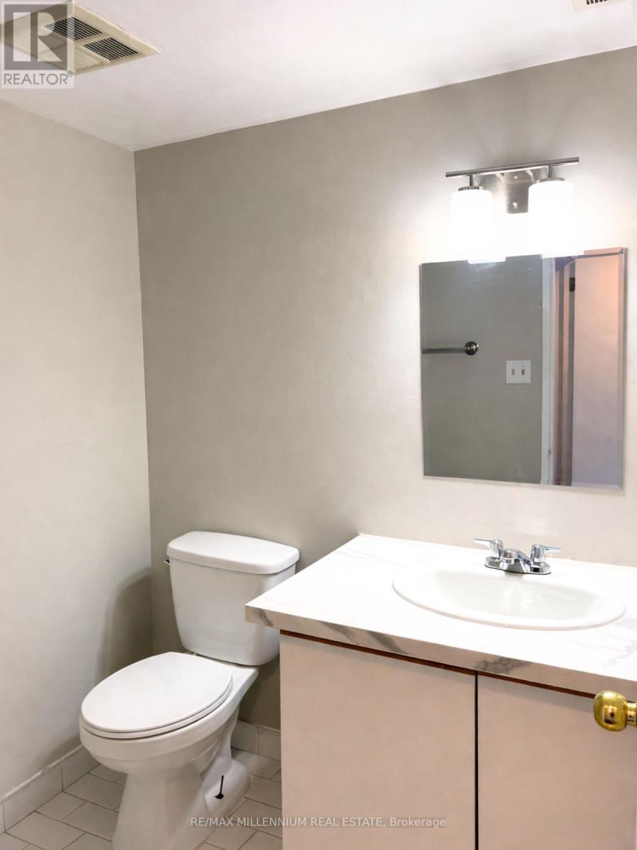 611 - 3559 Eglinton Avenue, Toronto, Ontario  M6M 5C6 - Photo 10 - W12950316