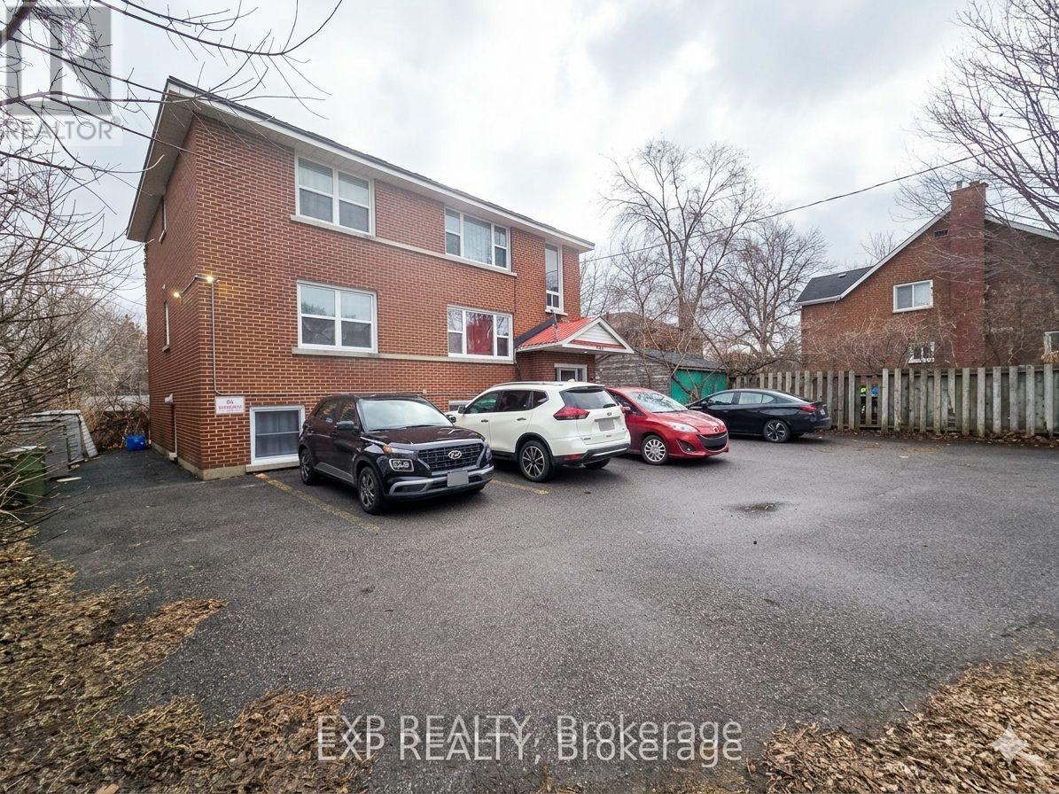 1119 Merivale Road, Ottawa, Ontario  K1Z 6B1 - Photo 2 - X12949696