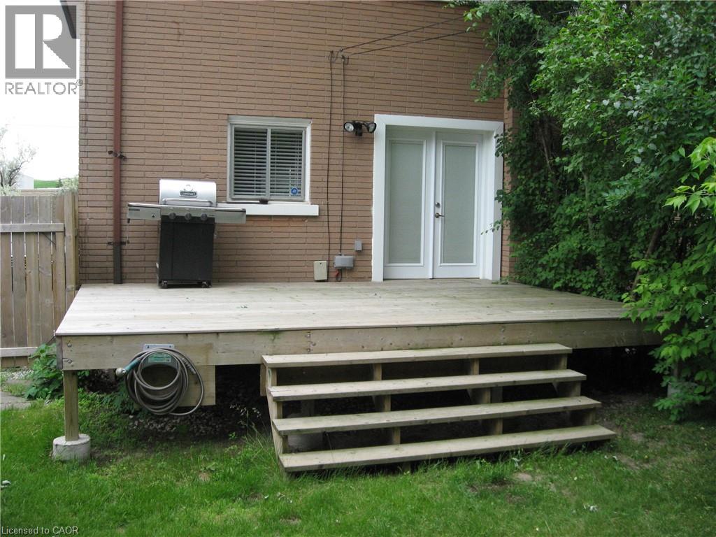 124 Avalon Place, Kitchener, Ontario  N2M 4N7 - Photo 39 - 40816719