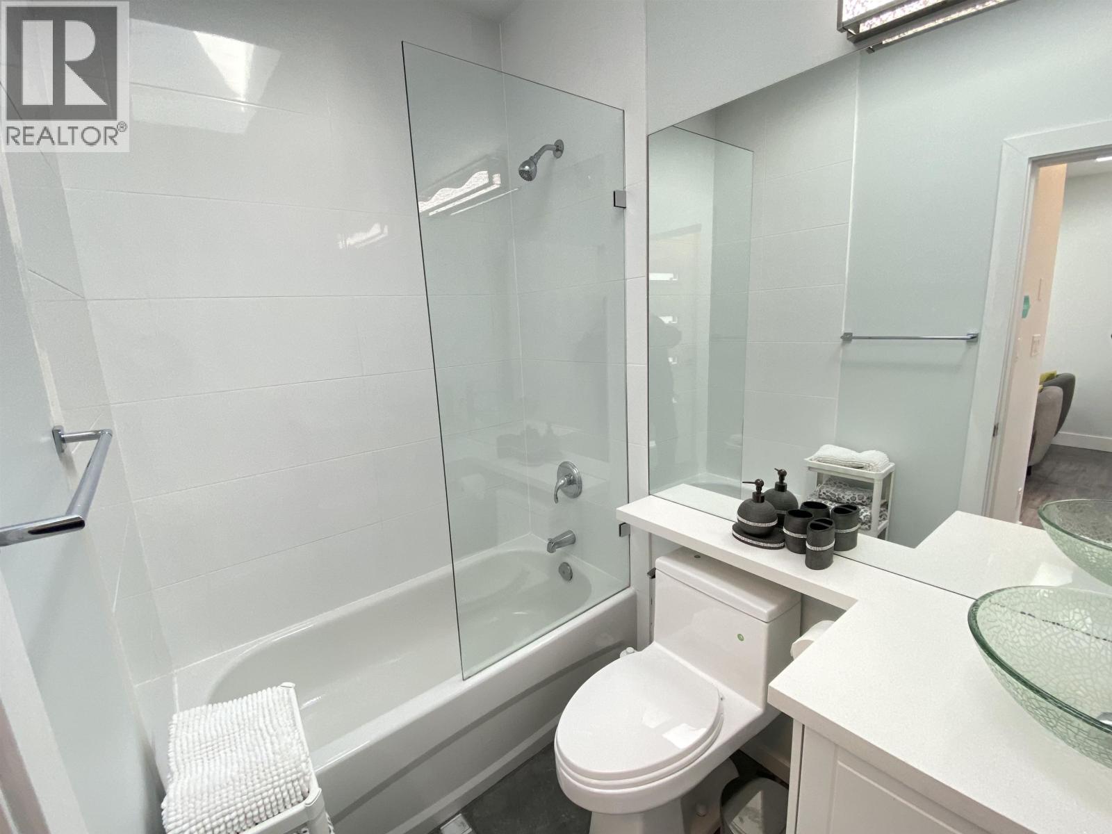 2460 E 19th Avenue, Vancouver, British Columbia  V5M 2R9 - Photo 35 - R3106338