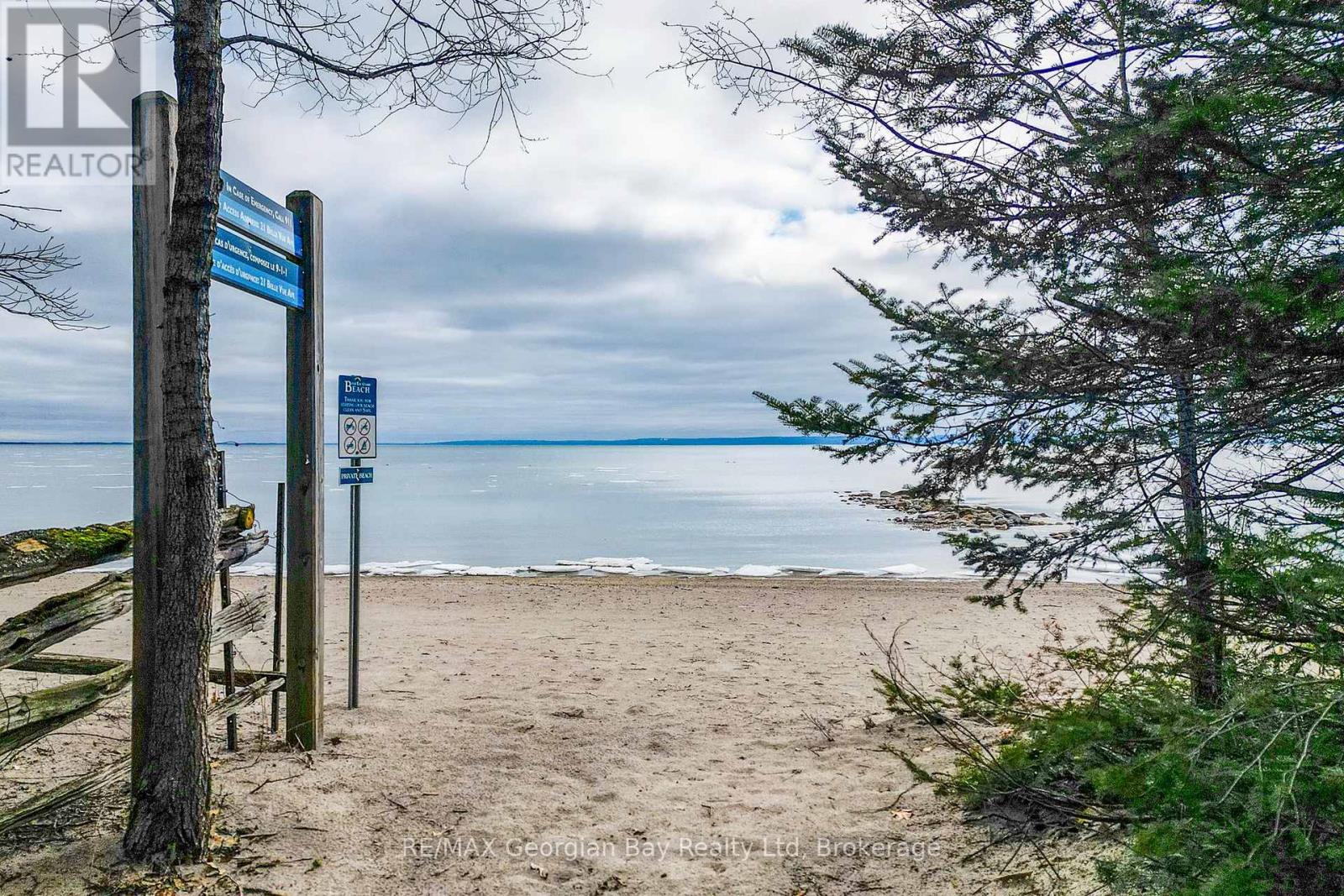 2 Belle Vue Avenue, Tiny, Ontario  L9M 0H5 - Photo 5 - S12951088