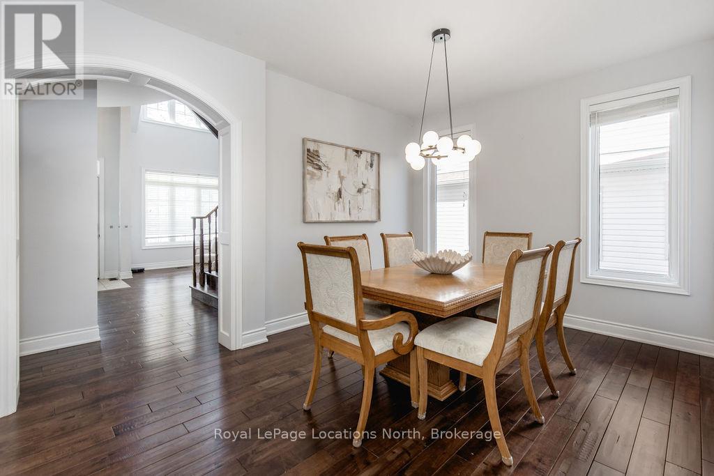 11 Christy Drive, Wasaga Beach, Ontario  L9Z 1S7 - Photo 8 - S12951212