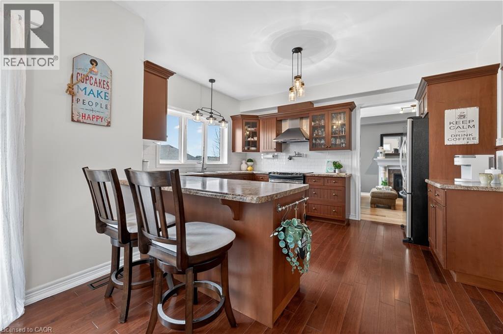 17 Heathcote Court, Grimsby, Ontario  L3M 0A6 - Photo 8 - 40817273