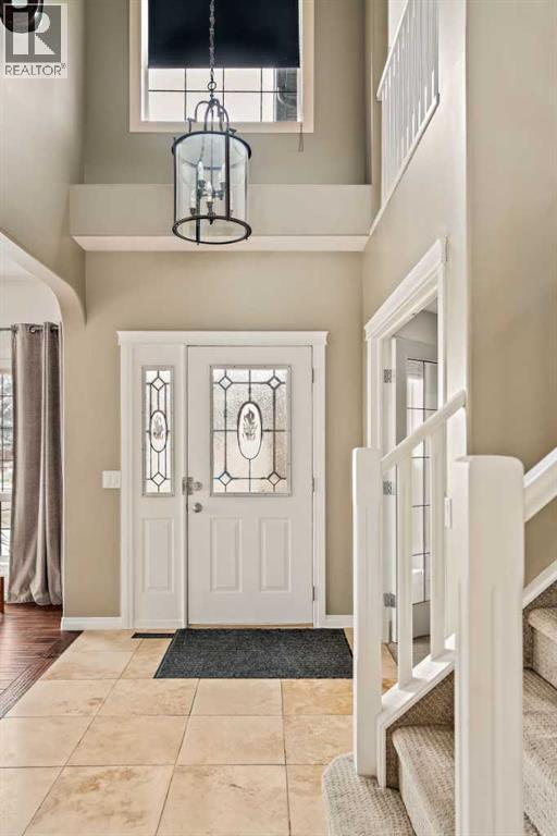 1560 Strathcona Drive SW, Calgary, Alberta  T3H 4R8 - Photo 3 - A2290403