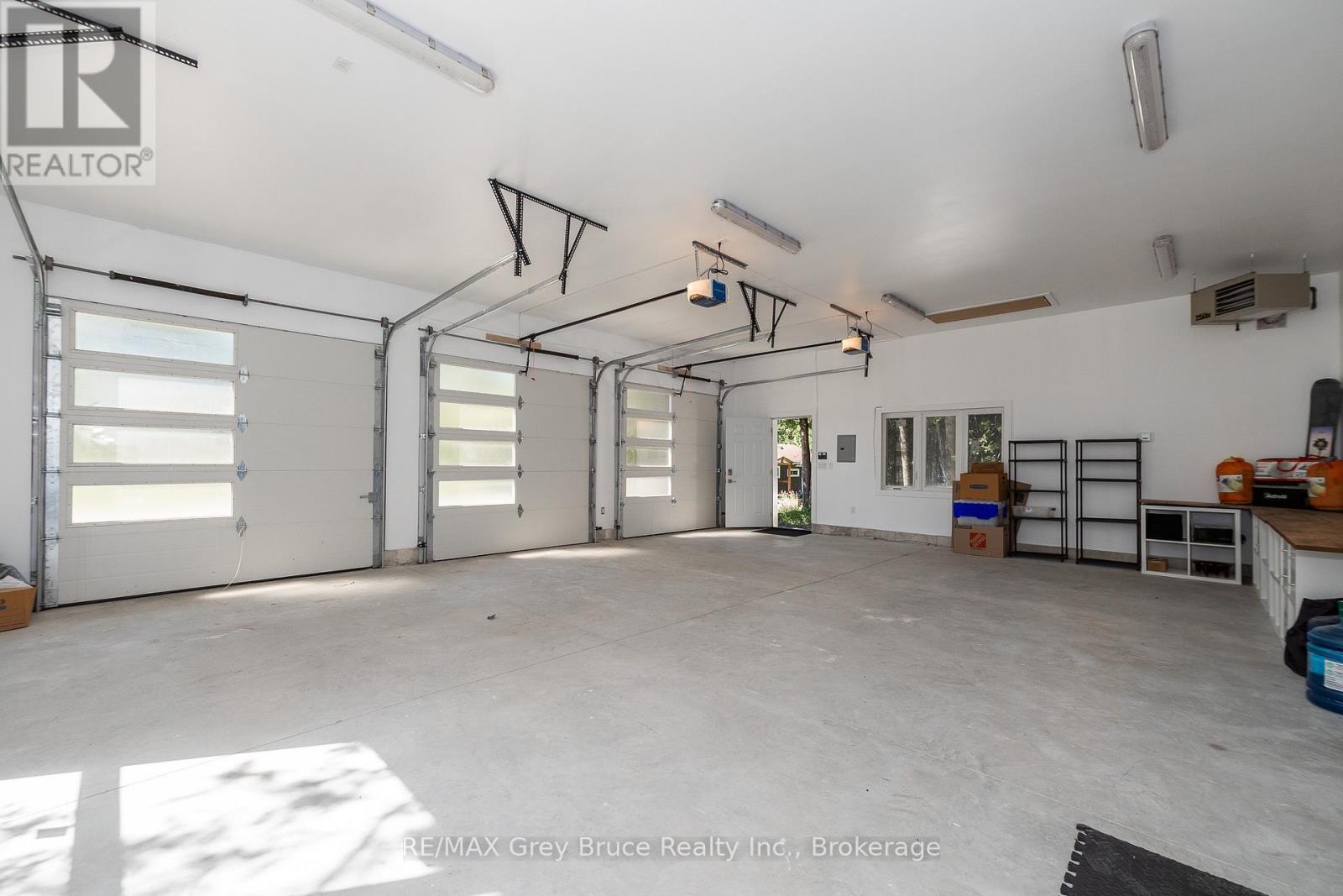 495204 Traverston Road, West Grey, Ontario  N0C 1H0 - Photo 31 - X12950962