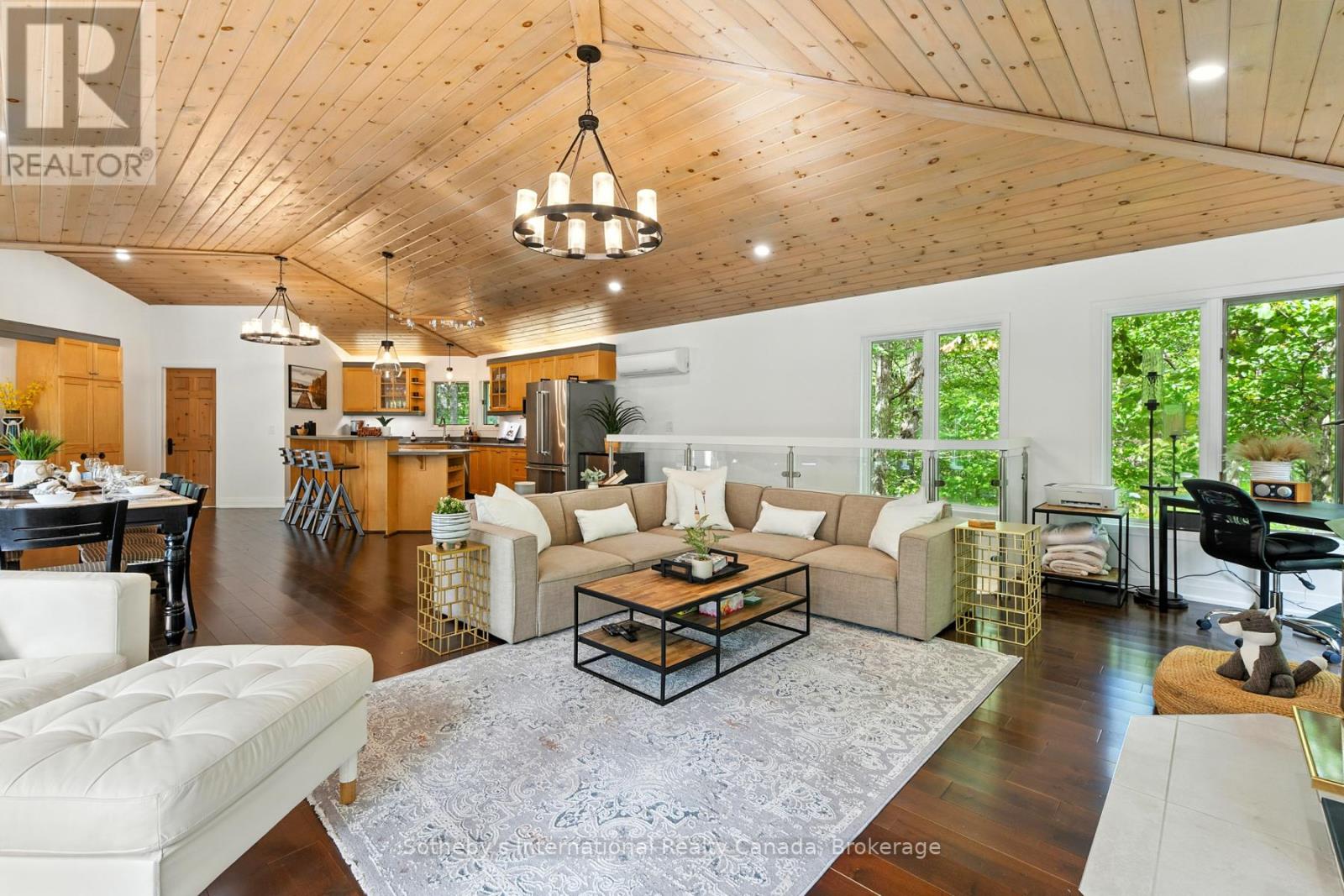 1060 North Kahshe Lake Road, Gravenhurst, Ontario  P0E 1G0 - Photo 15 - X12951024