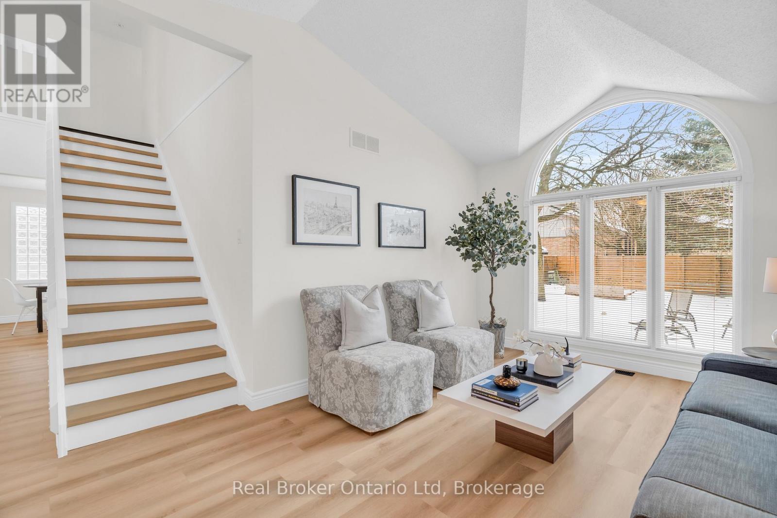 1 Balfour Court, Guelph, Ontario  N1L 1A9 - Photo 3 - X12951224